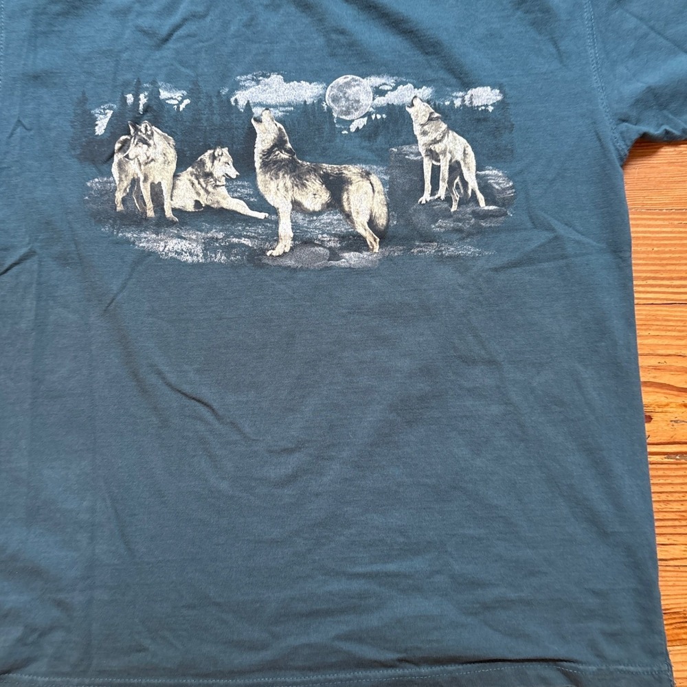 Outdoor Life Wolf‎ Graphic Tee Mens Teal Blue Excellent Howling Moon SIZE L - Picture 2 of 6